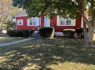 4062 Sunset Dr, Hannibal, MO 63401