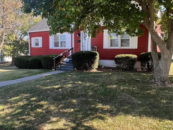 4062 Sunset Dr, Hannibal, MO 63401