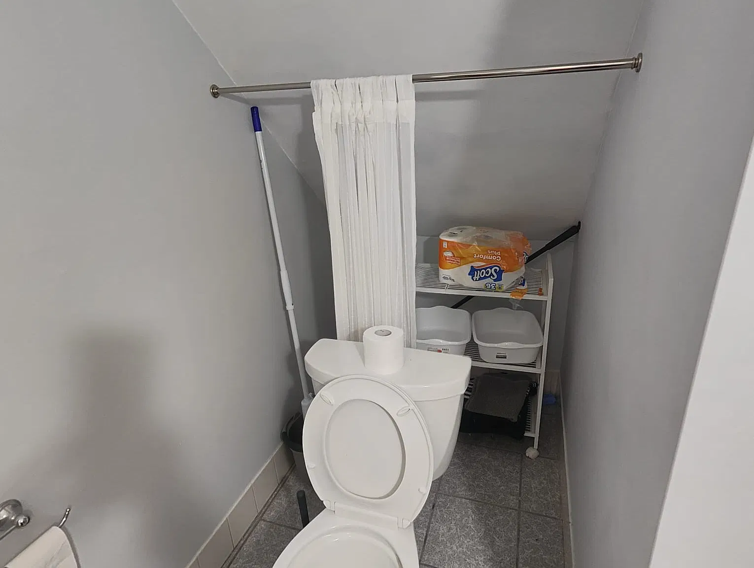2 bed, 9999 sqft, $1,750 — Photo 2