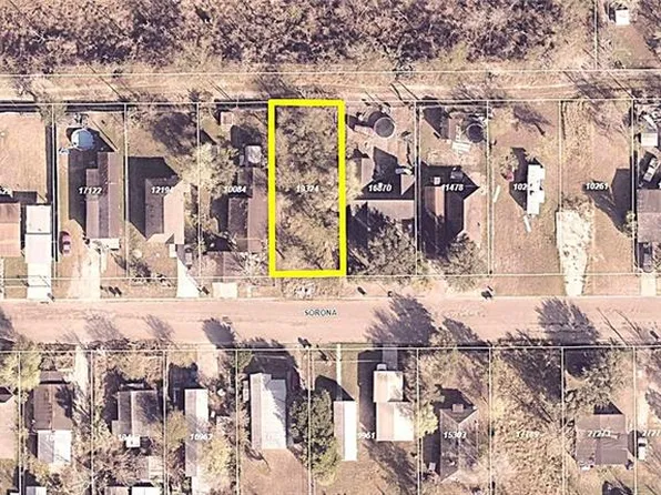 454 Sonora Ave, Raymondville, TX 78580