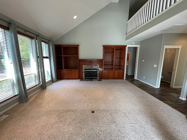 3593 NW Lansbrook Ter — Photo 4