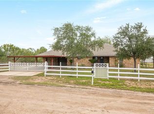 2958 Roble St, Rio Grande City, TX 78582
