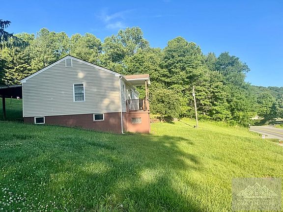 2nd image of 7550 New Hope Rd