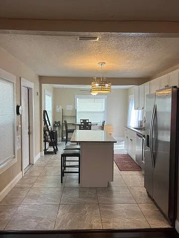 2 bed, 1116 sqft, $2,650 — Photo 3
