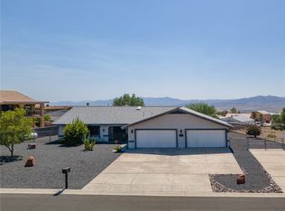823 Warren Rd, Bullhead City, AZ 86429