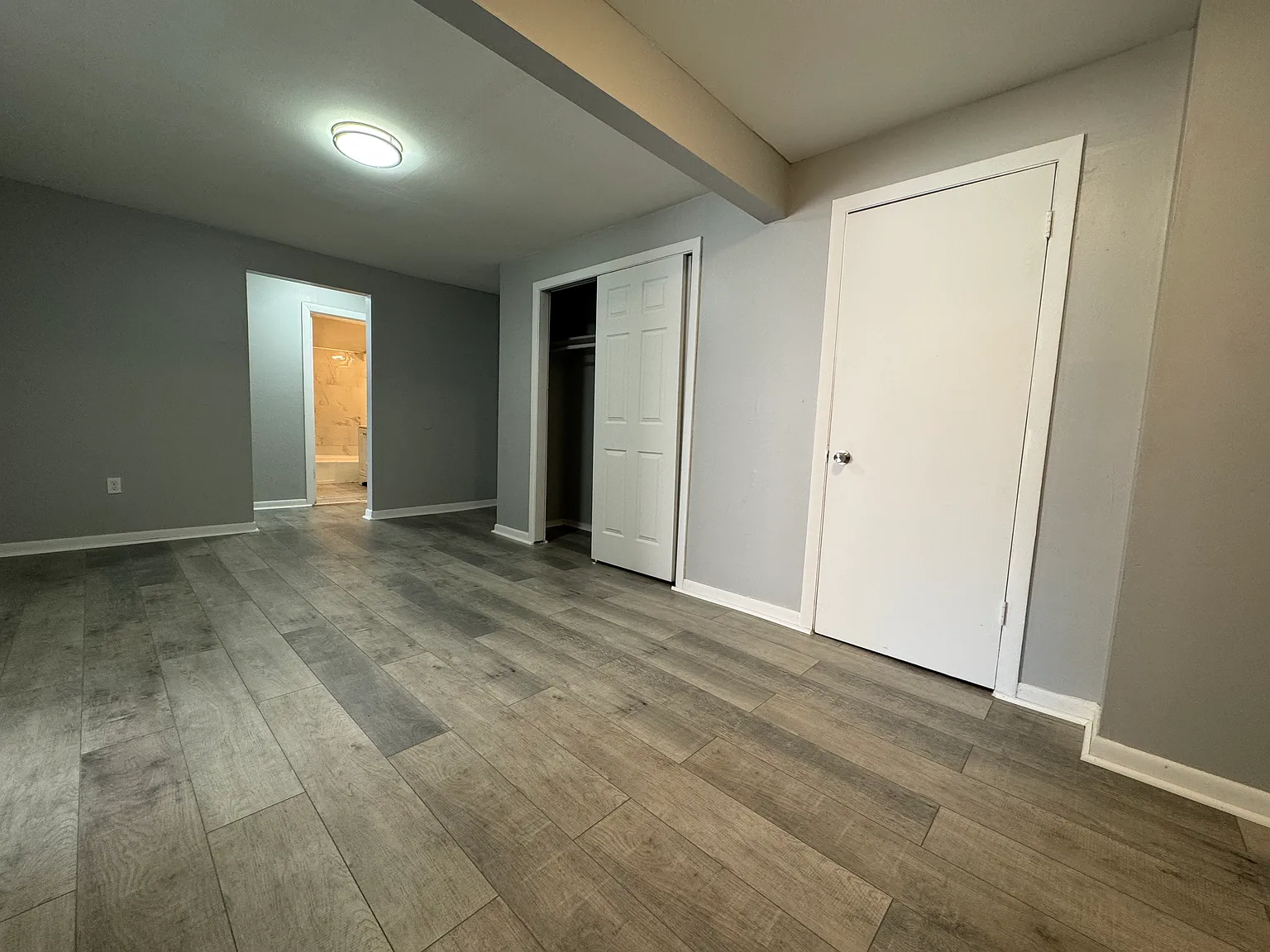 2 bed, 800 sqft, $1,425 — Photo 2