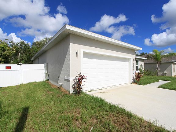 3rd image of 1005 Cannock Dr