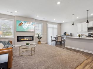 1836 Tyrone Dr, Shakopee, MN 55379
