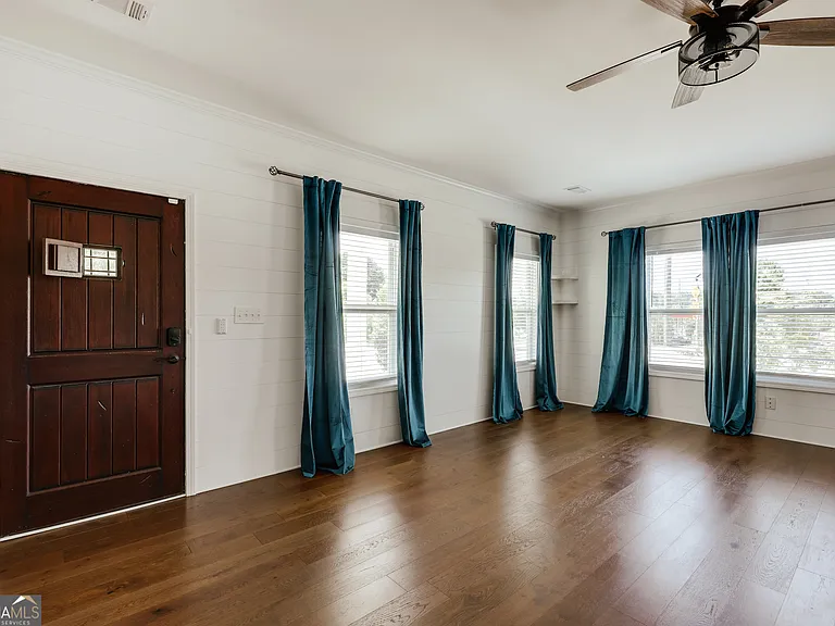 499 Little Oak St — Photo 15