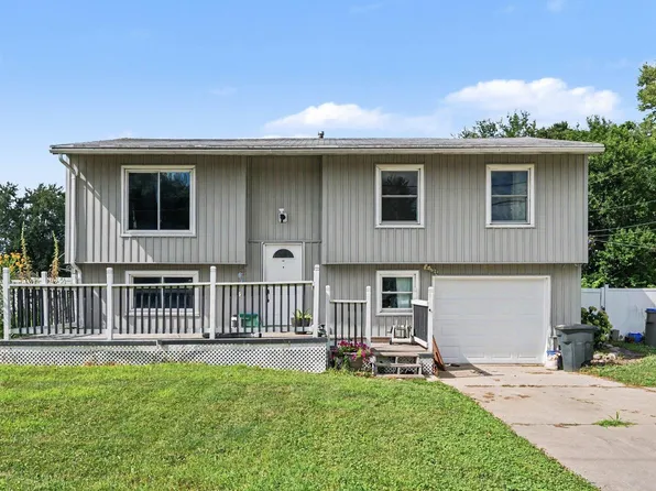 3121 Peddlers Village Rd, Goshen, IN 46526