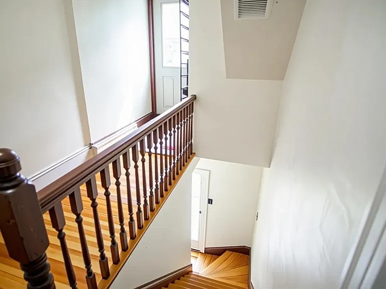 174 Center St #2 — Photo 16
