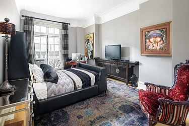 Rented by Sotheby's International Realty