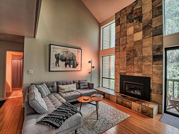 2nd image of 2431 Indian Springs Condo Dr