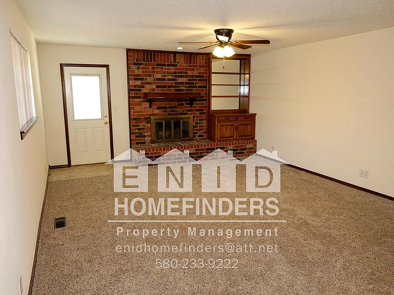 313 Split Rail Rd — Photo 6