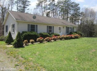106 Budding Dogwood Rd, Bunker Hill, WV 25413