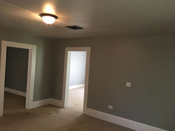 3rd image of 2345 Foster St