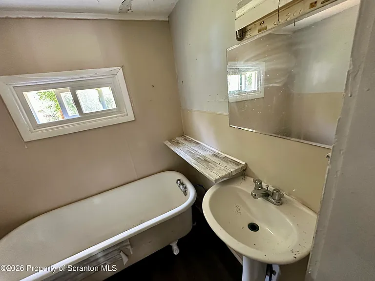 1031 Diamond Ave — Photo 6