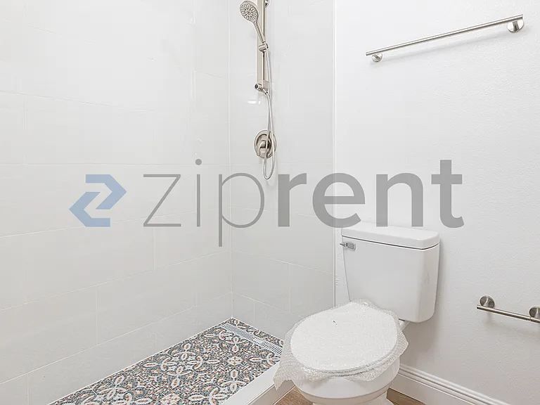 3024 Parkway Blvd #207 — Photo 7