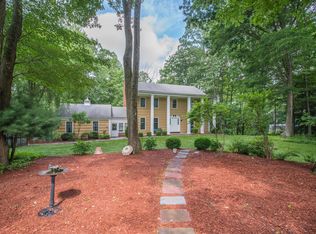 14 Orchard Rd, Kinnelon, NJ 07405