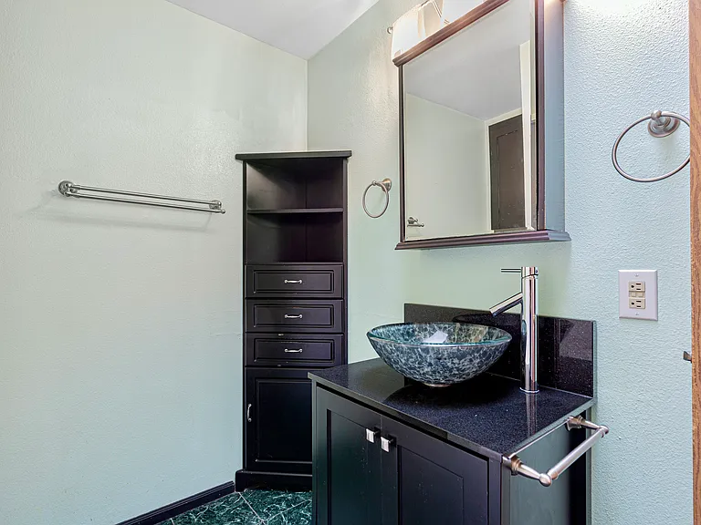 5708 S Verde St — Photo 15