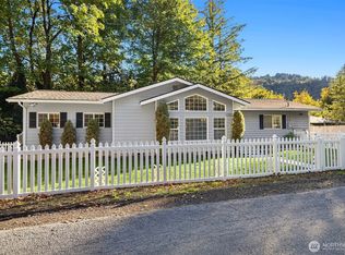 26833 SE 76th Pl, Issaquah, WA 98027