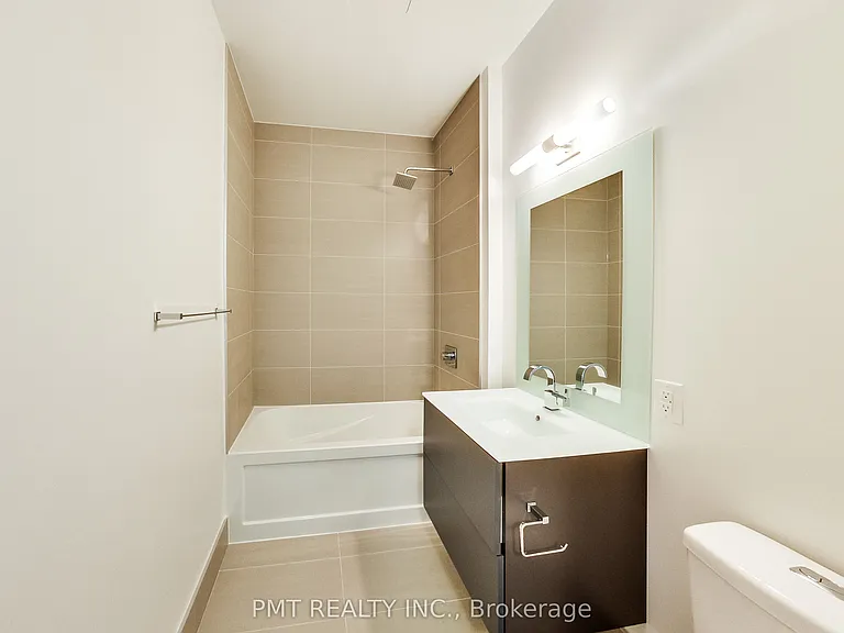 111 Saint Clair Ave W #1525 — Photo 13