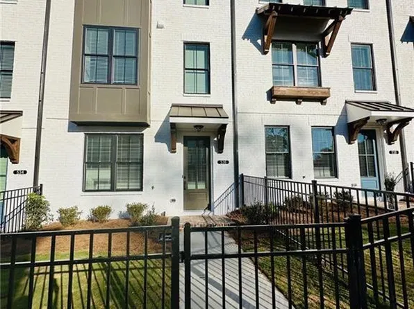 536 Healy Dr, Cumming, GA 30040