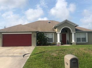 2710 NW 10th Ter, Cape Coral, FL 33993