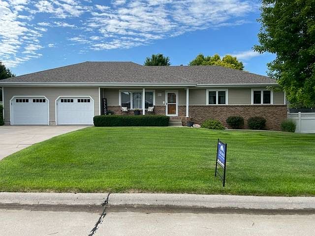 1st image of 120 Galway Rd