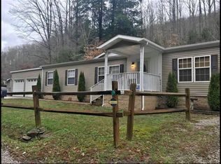 1680 Short Creek Rd, Hyden, KY 41749