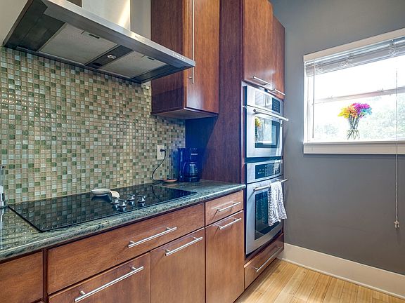 3rd image of 3204 Long Blvd APT 202