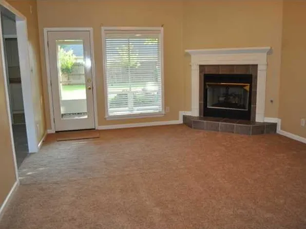 153 Homewood Dr, Millbrook, AL 36054