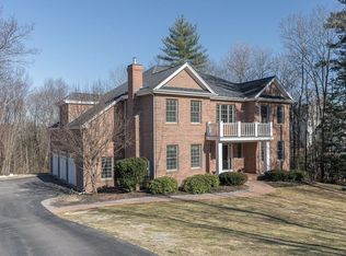 3 Chablis Ct, Bedford, NH 03110
