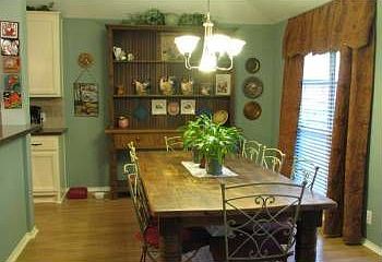 4th image of 8810 Brae Crest Dr