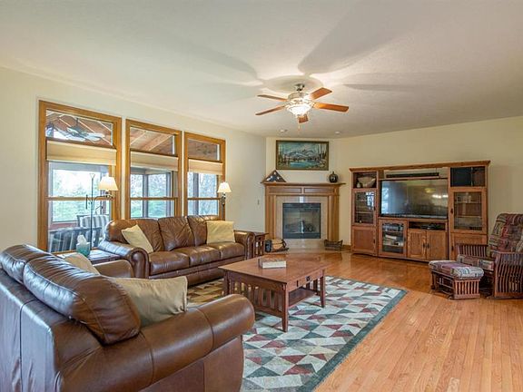 5th image of 13430 Canyon Ln NW