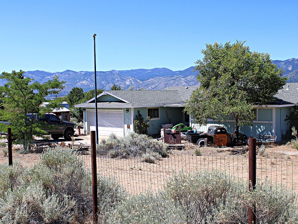 2nd image of 3005 Chipmunk Dr