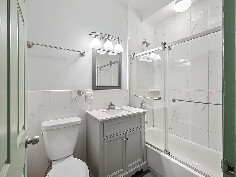 2036 2nd Ave #1 — Photo 6