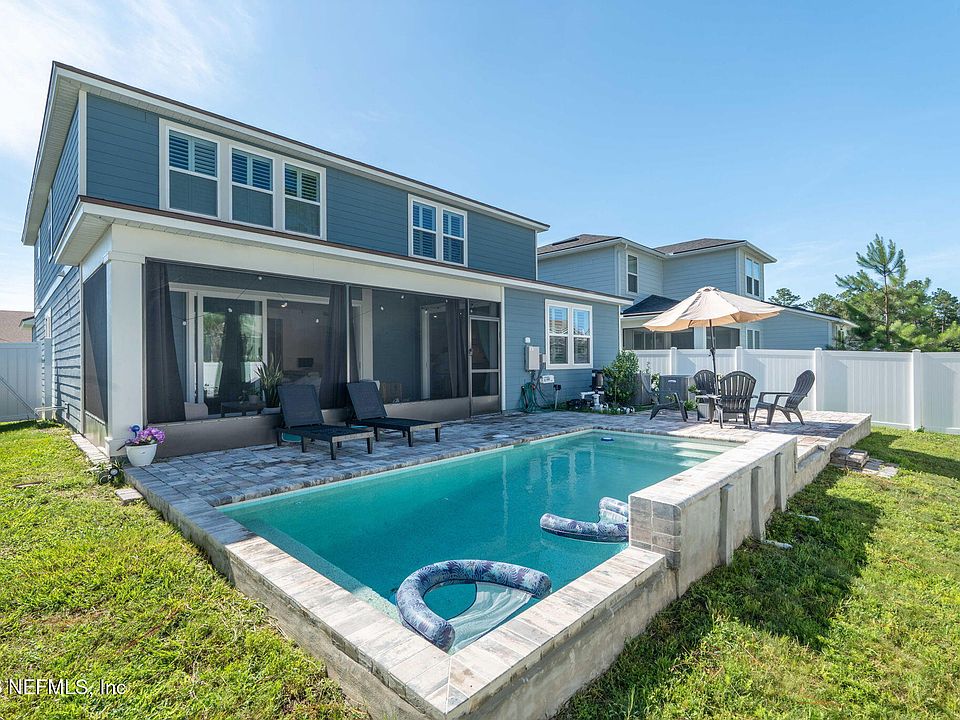 1st image of 942 ROOSTER HOLLOW Way