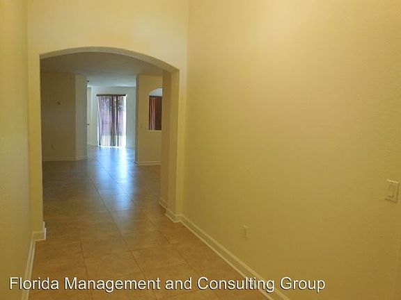 4th image of 8539 NW 110th Pl