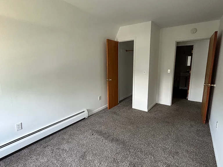 742 South Ave — Photo 10