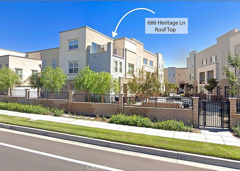 1st image of 686 Heritage Ln