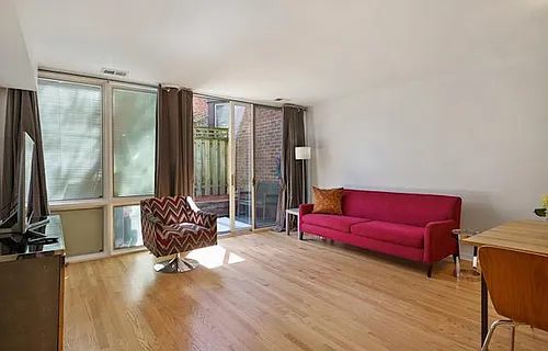 2170 N Lincoln Ave #1 Photo 1 2170 N Lincoln Ave #1 Photo 1
