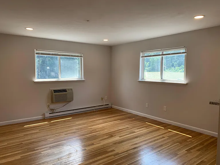 Reed Street Apartments — Photo 5