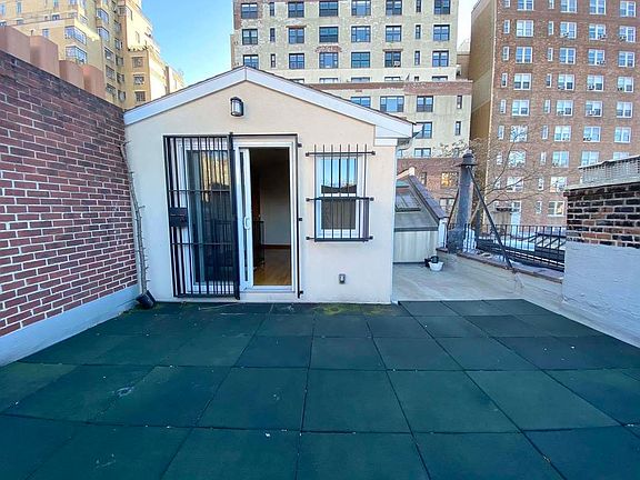 2nd image of 24 W 87th St APT 4A