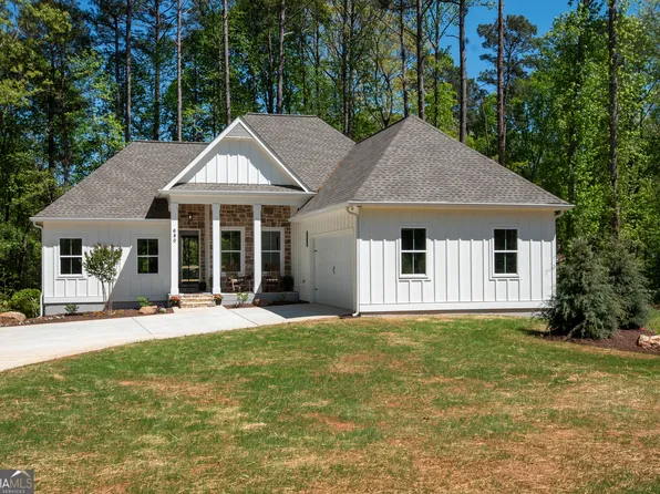 680 Ponderosa Ct, Fayetteville, GA 30214