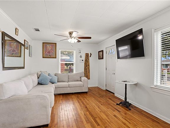 4th image of 708 Houma Blvd