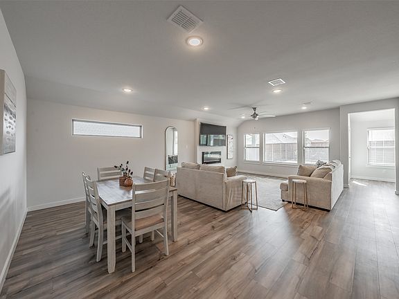 5th image of 1229 Cinco Treaty Trl