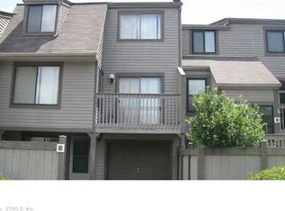 59 Peddlars Dr, Branford, CT 06405