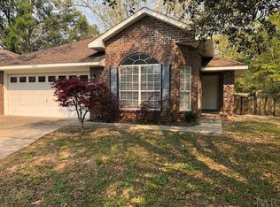 10404 Millbrook Dr, Pensacola, FL 32534