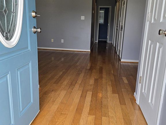 3rd image of 1112 Jessica Street